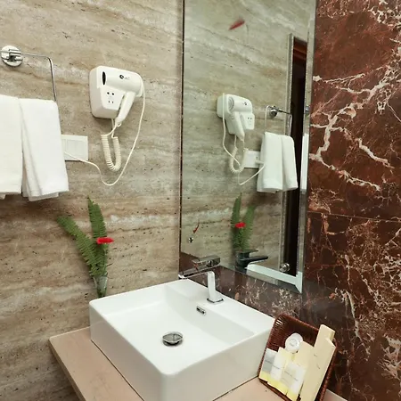 Woodapple Hotel And Spa Kathmandu Exterior photo